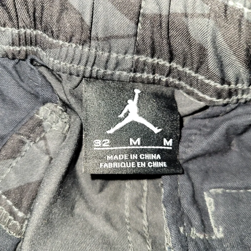 Nike Air Jordan Cement Pattern Joggers Pants 745673-010 Men's Size 32 Medium